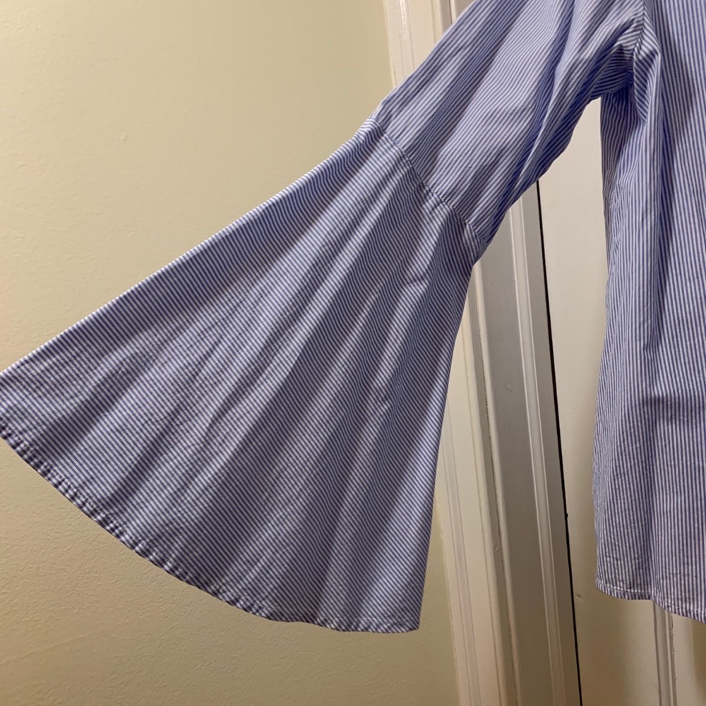 philosophy Blue & White Bell Sleeved Shirt - Picture 2 of 7